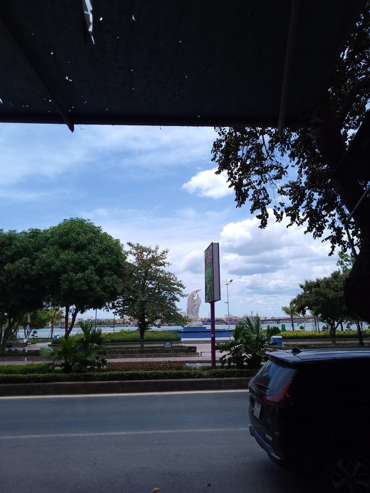 Nha Nghi Hang Nga Dong Hoi Exterior foto